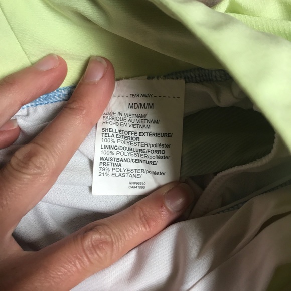 UA shortie Speed pocket running shorts 1321806 - Picture 8 of 12